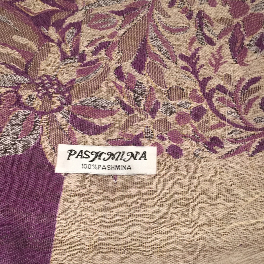 Pretty Pashmina! - Picture 4 of 6